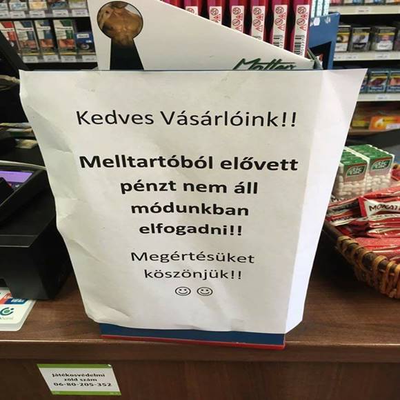 A 8. kerületben egy dohányboltos kiírásán röhögött mindenki!